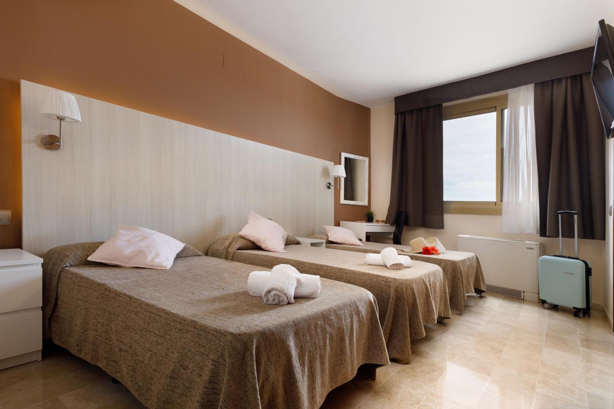 Hotel Alguer 라메틀라 데 마르 외부 사진