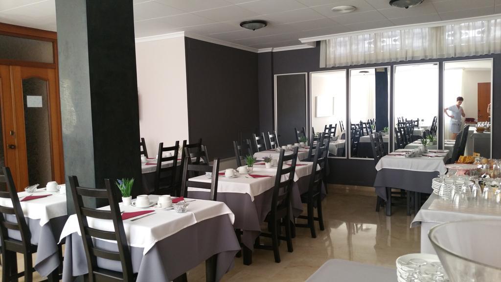 Hotel Alguer 라메틀라 데 마르 외부 사진